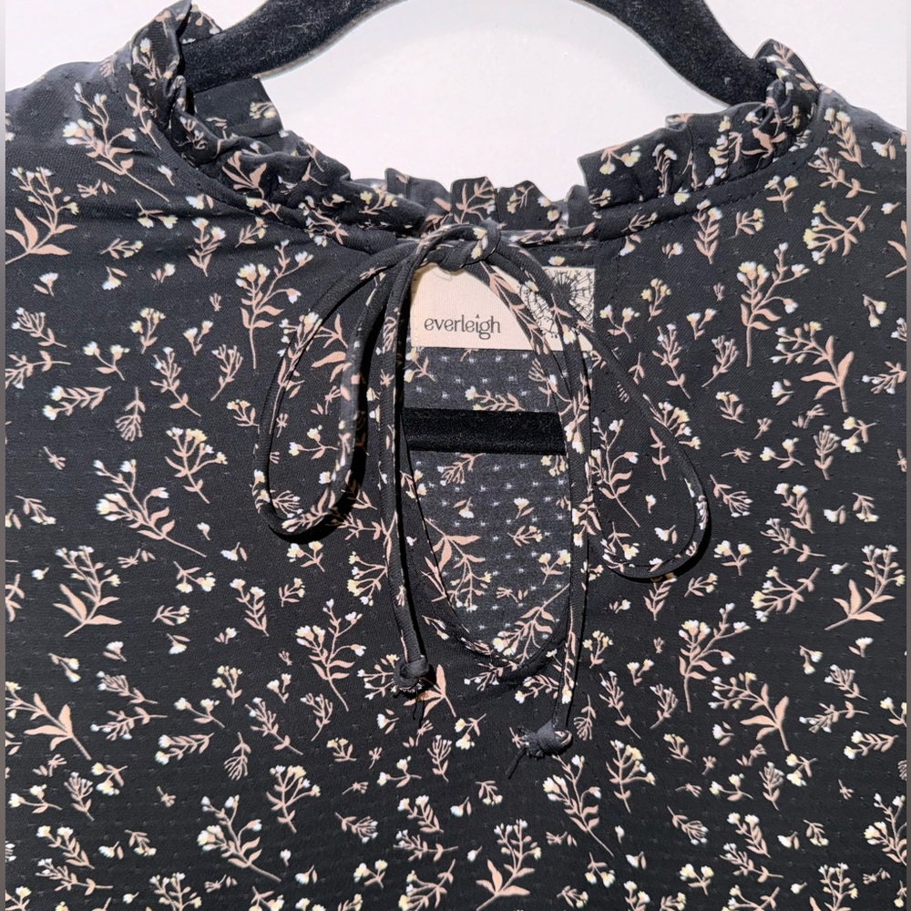 Long Sleeve Blouse with tie front detail